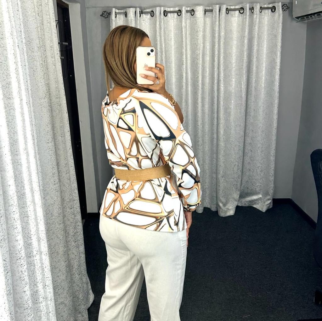 Long Seelve White Top